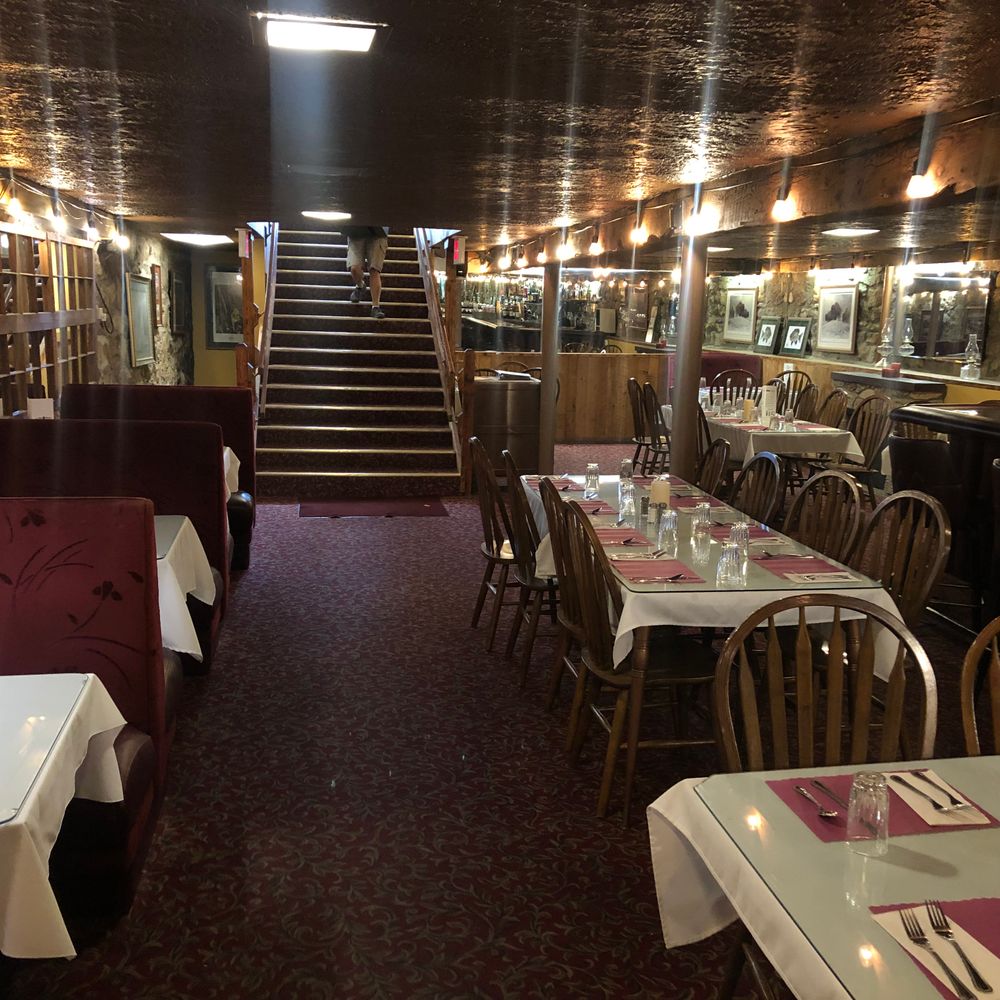 Bar/Restaurant/Casino/Liquor Store in Dillon, MT: 26 S Montana St, Dillon, MT 59725